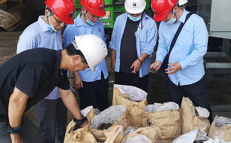 麻豆一区二区视频智能压干机取代干化——瓷土行业含水率低至10个点